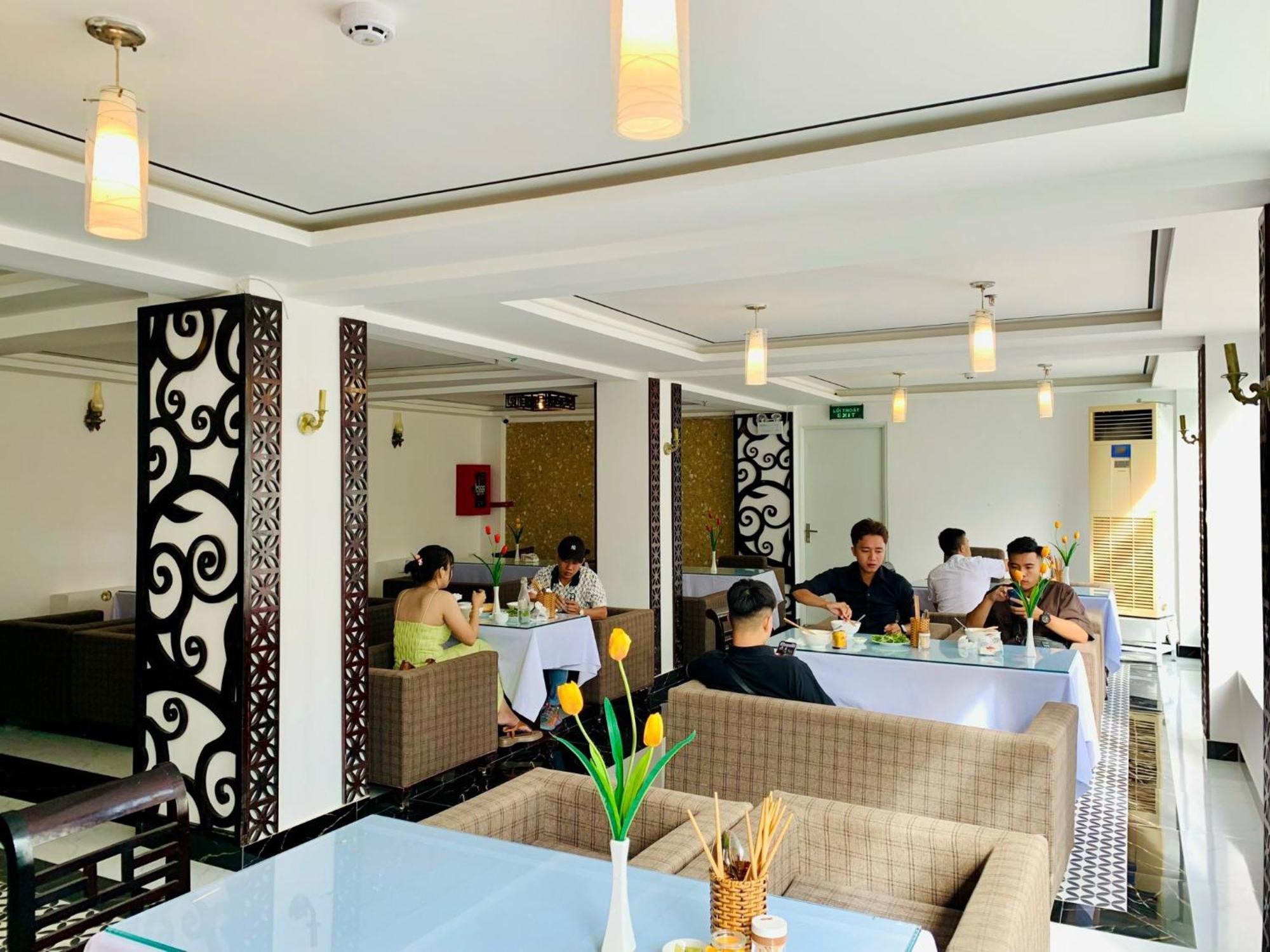 הואה Viet Nam Hotel מראה חיצוני תמונה
